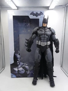 18" BATMAN figure ARKHAM ORIGINS deluxe 1/4-SCALE SERIES dark knight NECA DC - Picture 1 of 15