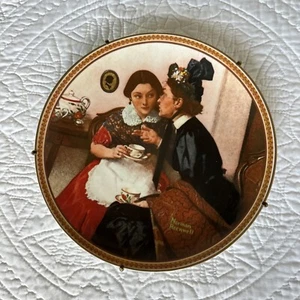 **VINTAGE** Knowles “Gossiping in the Alcove” Norman Rockwell Collectible Plate - Picture 1 of 5