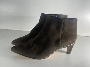 Zapatos para mujer Clarks Ellis Eden talla 6 (39,5) marrón oscuro gamuza botas con cremallera -B242 - Imagen 1 de 7