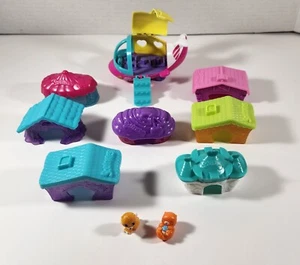 LOT OF SQUINKIES MIXED COLLECTIBLES - Picture 1 of 21