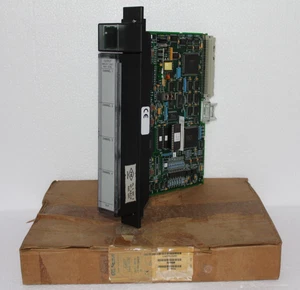 GE Fanuc IC697ALG320D Analog Output Module - Picture 1 of 11