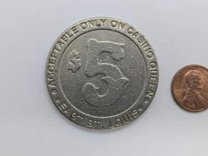 Ficha de casino de colección de $5 Casino Queen rara East St Louis ficha de casino Illinois - Imagen 1 de 3