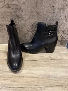 Women’s Size 10 Black Leather Lauren Ralph Lauren Ankle Boots Genna Boots - Picture 1 of 15