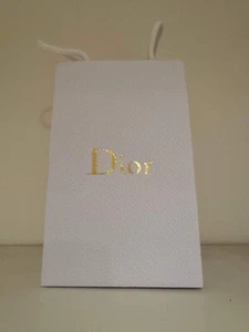 Dior Papier Geschenktüte 14 cm (H) x 22 cm (B) x 8 cm (T) - Bild 1 von 2