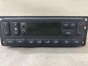 2004 Mountaineer Climate Temperature Control Automatic Front OEM 4L24-18C612-AB - Picture 1 of 6