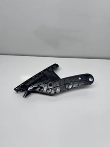 2013-2015 NISSAN ALTIMA FR LH BUMPER MOUNTING GUIDE BRACKET USED OEM 62059-3TA0A - Bild 1 von 3