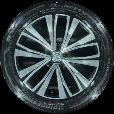 245/45 R18 Sommerreifen VW ARTEON 3H/3G 18 Zoll Alufelgen Komplettsatz 5mm - Bild 1 von 4