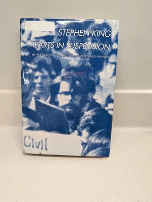Hearts in Suspension Essays and Novella by Stephen King 2016 UMaine Hardcover DJ - Image 1 of 4
