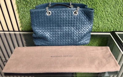 Bottega Veneta Nappa Intrecciato Green Large Classic Chain Strap Tote Bag - Image 1 of 4