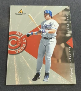 1998 Pinnacle - Hit it Here - #3 - Mike Piazza - #/20000 - Picture 1 of 2