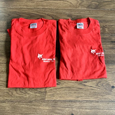 2- Camisetas rojas de colección Power Vintage años 80 Bobcat Tractor XL 46-48 etiqueta Oneita Foto 1 de 4