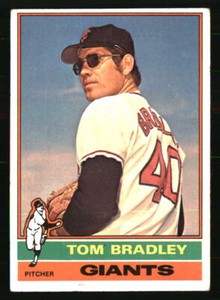 Tom Bradley 1976 Topps #644  Baseball Card
