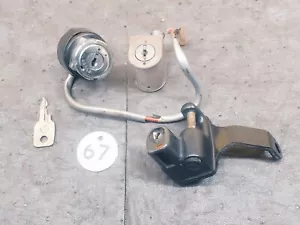 Honda Cl70 K3 1972, interruptor de encendido, bloqueo de dirección y bloqueo de casco #35030-111-971 - Imagen 1 de 6