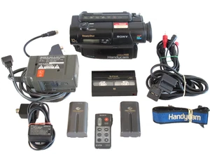 Sony HandyCam CCD-TR500 Video Hi8 Camcorder HUGE Bundle w/ Accessories TESTED - Picture 1 of 13