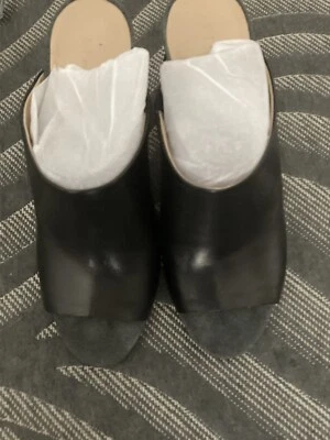 Zapatos de salón H by Halston de cuero negro nude Kendra punta abierta tacón de mula talla 8 usados Foto 1 de 4