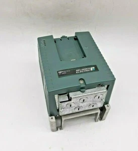 Reliance Electric 6SP401-1P1CTAN AC Drive -Missing Keypad - Picture 1 of 5