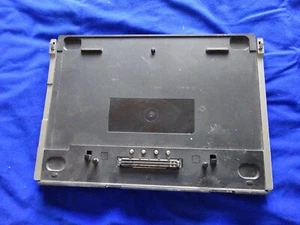 DOCKING STATION DELL PR09S per Dell Latitude D420 - D430 - PP09S DVD RW - Photo 1/2