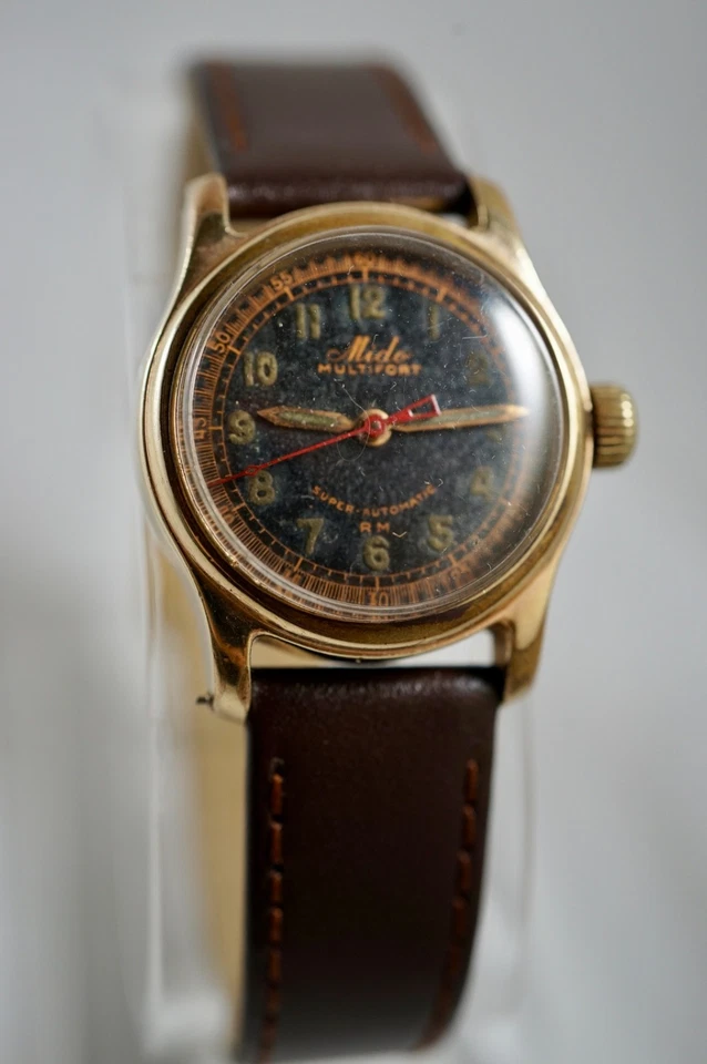 20 世纪 40 年代 Mido Super Automatic Multifort 型号 1941 黑色和铜表盘防撞手表 — 第 1/4 张图片