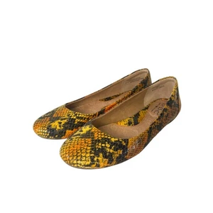 BOC Born Concepts Women’s Ballet Flat Yellow Black Snakeskin Print Shoes Size 6  - Picture 1 of 11