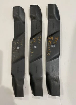 OEM NEW 3pc Gravely Lawn Mower  Mulching Blades 04887600 - Image 1 of 4
