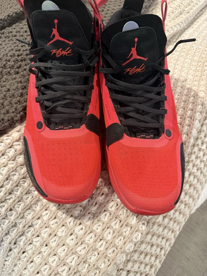 Nike Air Jordan 34 Infrarrojo 23 Luka Doncic Jayson Tatum Bred AR3240 600 Talla 14 Foto 1 de 4