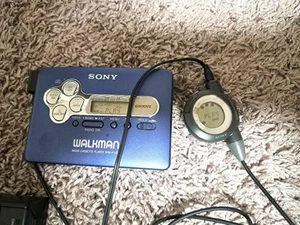 Sony WM-FX877 Cassette Walkman Blue Rare Vintage Portable Player - Picture 1 of 5