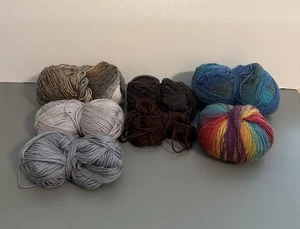 Lote mixto de 7 madejas de bolas parciales de hilo sobrante acrílico 4 medianas - multicolor - Imagen 1 de 3