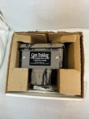 CAM TRAKKER WEATHERPROOF SURVEILLANCE SYSTEM W/YASHICA T4 SUPER D 35mm CAMERA - Image 1 of 4