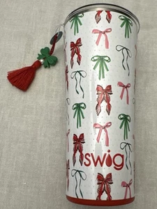 NUEVO Swig Life 22 OZ Vaso Cintas Y Arcos Taza Aislada Invierno Navidad Rojo - Imagen 1 de 6