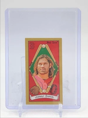 MINI BASE DE BÉISBOL JOHNNY DAMON 2025 TOPPS T205 RED SOX Q3878 Foto 1 de 2