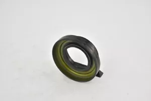 Drive Shaft Oil Seal 32.8X63.2X10X22 For TOYOTA COROLLA 5D ZZE122 - Picture 1 of 4