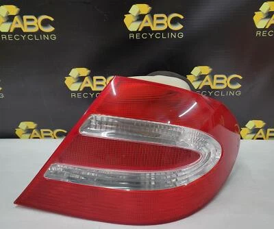 2003 - 2005 Mercedes Benz CLK320 Conv RH Right Passenger Side Taillight Assembly - Image 1 of 4