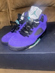 Size 9.5 - Nike Air Jordan 5 Retro Alternate Grape 2020 FAST SHIPPING - Picture 1 of 8