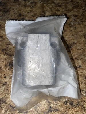 Bloque acelerador trasero Polaris 5133636 WideTrak IQ 800 600 440 600RR 600R Foto 1 de 4