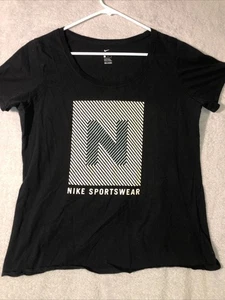 Nike Shirt Women’s Large Athletic Cut Black Short Sleeve - Picture 1 of 7