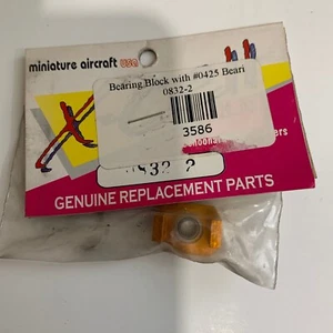 MA0832 Miniature Aircraft USA Bearing Block w/0425 New In Package 0832 - Picture 1 of 2
