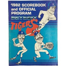 Detroit Tigers Baseball Vintage 1982 Souvenir Scorebook and Official Program