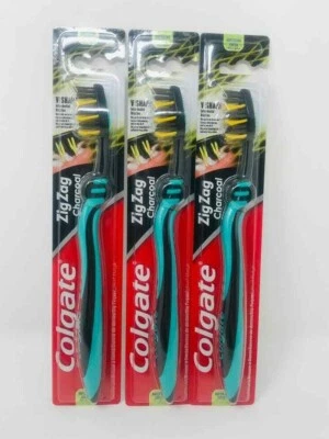 3 x Colgate ZigZag Charcoal Medium Interdental Bristle Toothbrush Deep Clean - Image 1 of 3