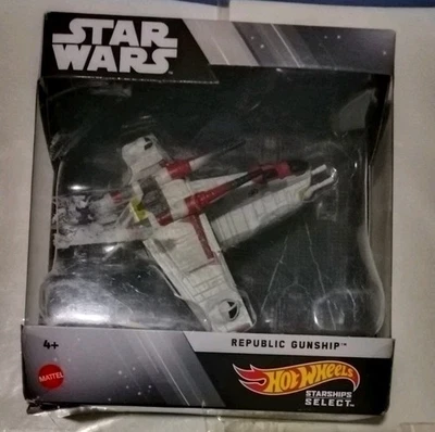 NEW~ Mattel Hot Wheels Star Wars Ship REPUBLIC GUNSHIP #12 Starship Select - Image 1 of 2
