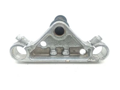 Abrazadera de árbol de dirección triple inferior inferior 95 Suzuki VS800 Intruder 800 Foto 1 de 4