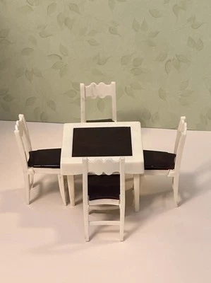 Ideal FOLDING TABLE & CHAIRS Set Vintage plastic dollhouse furniture lot  1:16   - Image 1 of 4