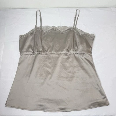 Camiseta sin mangas New York And Company color topo encaje cami camisola para mujer mediana satinada Foto 1 de 4