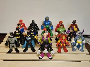 Imaginext DC Super Friends Superhelden und Schurken Actionfigur 20 Stück - Bild 1 von 15