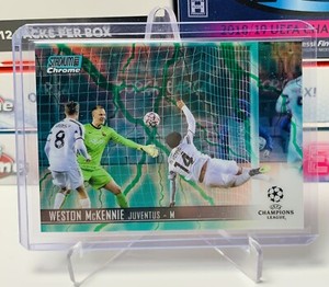 2020-21 Stadium Club Chrome Weston McKennie Aqua Green Electric Refractor #/150