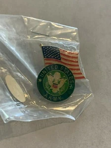 ARMY pin, US Army pin, crest pin, flag pin, keepsake pin, military pin, gift - Picture 1 of 3