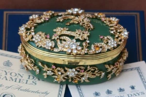 Caja de rapé de diamantes y crisoprasa Halcyon Days siglo XVIII réplica caja esmaltada, en caja - Imagen 1 de 9
