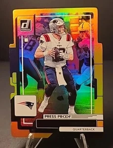 Mac Jones Gold Press Proof Die-Cut /25 Rated Rookie 2022 Panini Donruss #134 - Bild 1 von 1