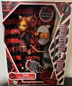 Monster High Boo-Riginal Creeproduction Toralei Doll & Pet Sweet Fangs - NEW - Picture 1 of 5