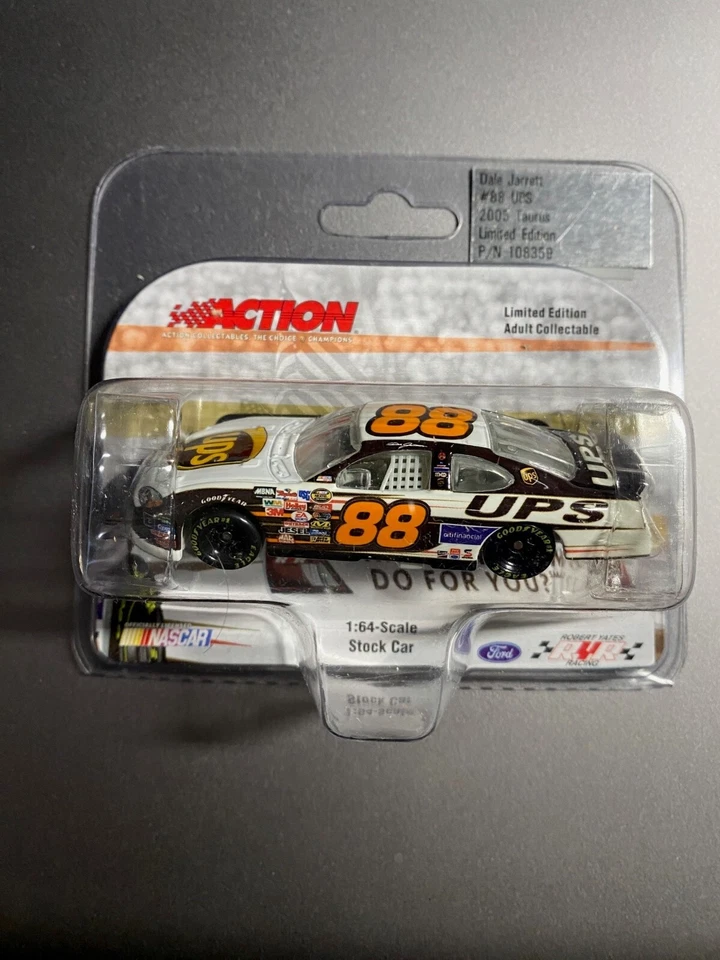 Ford Taurus LE 2005 Action Racing Dale Jarrett #88 UPS Foto 1 de 1