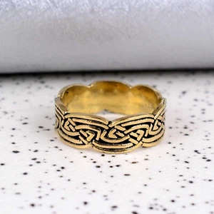 Anillo Banda Textura Trenzada, Anillo Banda Lisa, Banda Acabada Oro 14k, Banda Amor - Imagen 1 de 4